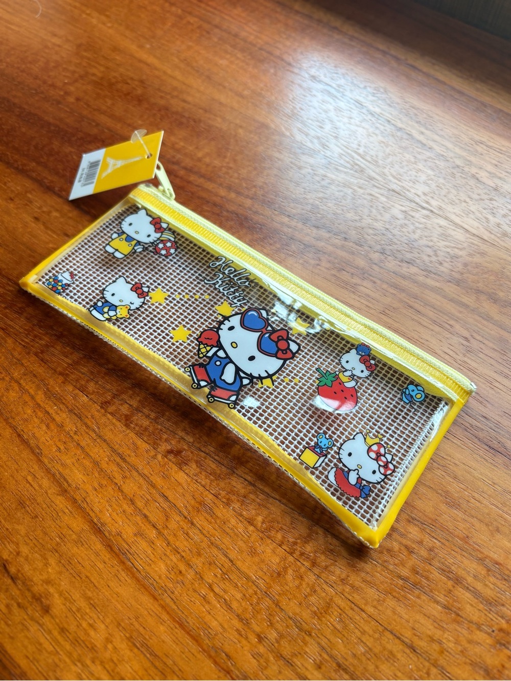 Hello Kitty Rollerblading pencil case NWT.